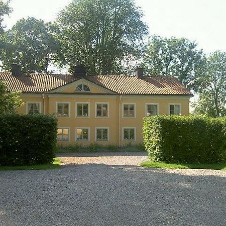 Tullgarns Vardshus Acomodação com café da manhã Vagnhärad Exterior foto